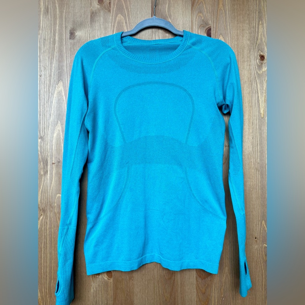Teal/blue Lululemon swiftly tech long sleeve
